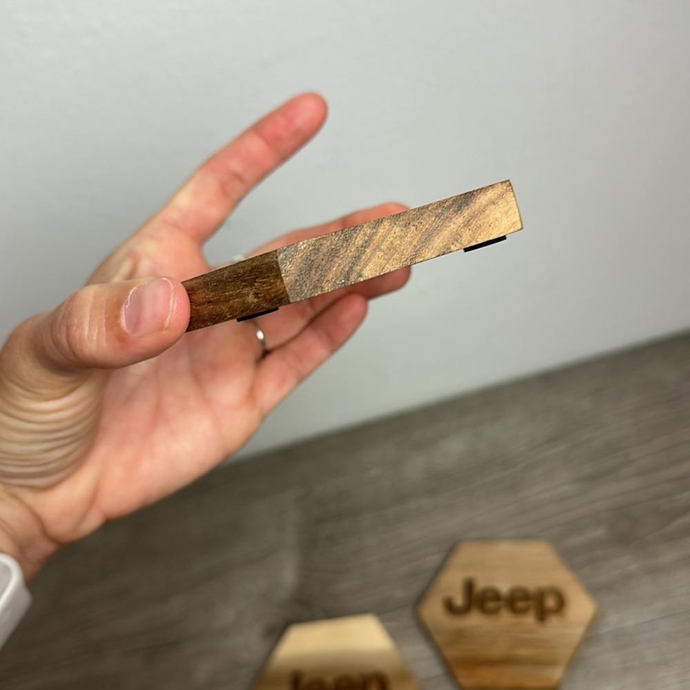 Set of 4 Wood Jeep Coasters - Picture 5 of 5